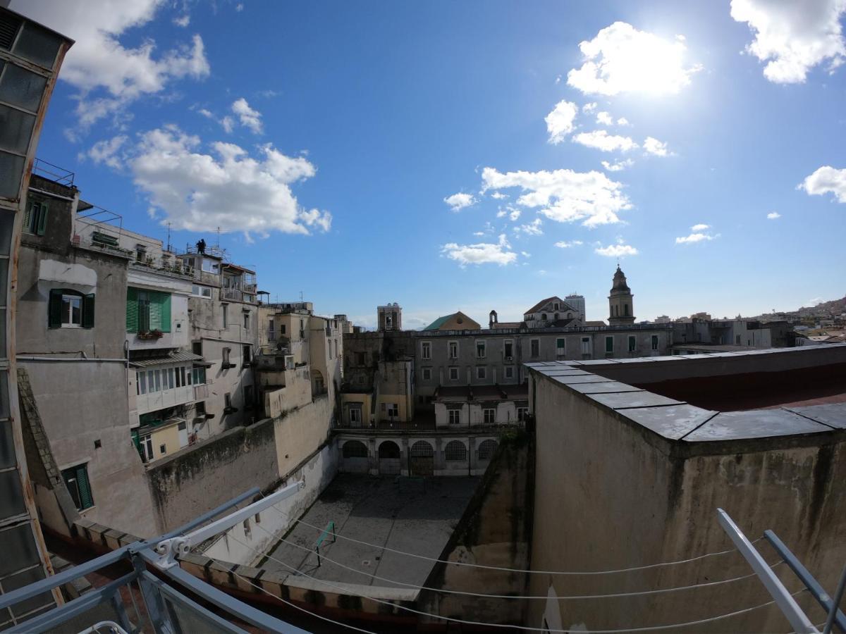 Di Sarno's Port'alba Appartamento